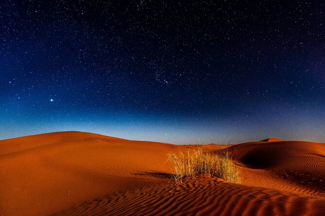 Doha Night Desert Safari, Stargazing, Photography، Relaxation - Photography with a guide who carries a camera eye