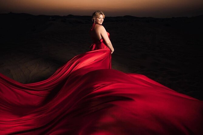 Dubai: Flying dress photoshoot - Accessibility, language, and group size