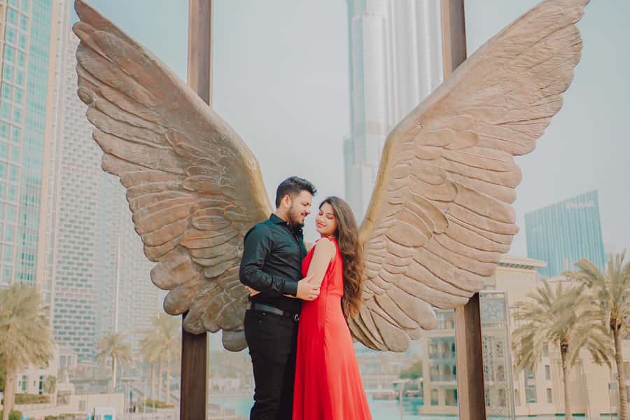 Dubai: Iconic Burj Khalifa Pre-Wedding Photoshoot - The Burj Khalifa backdrop is the main event