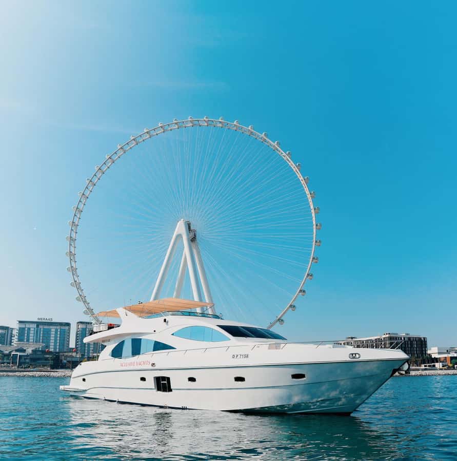 Dubai: Instagrammable Yacht Tour with Drinks & Ain/JBR Views - The route and its best photo moments