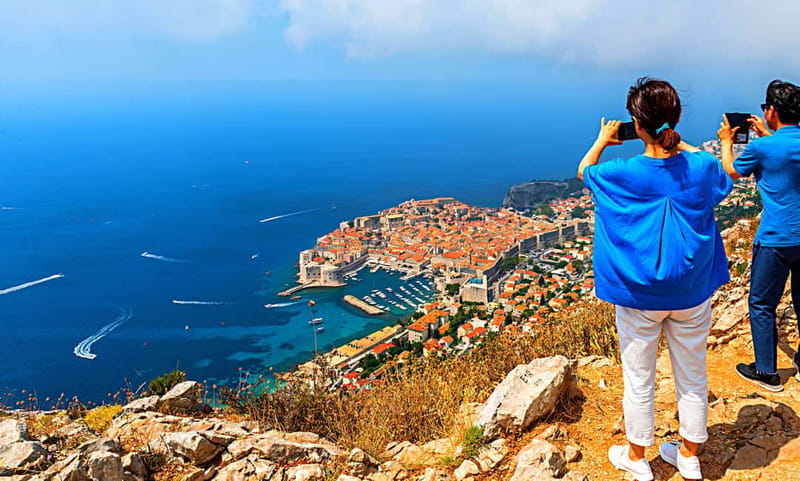 Dubrovnik Private 6-Stop Photo Tour - Srđ Hill gives you Dubrovnik’s classic picture