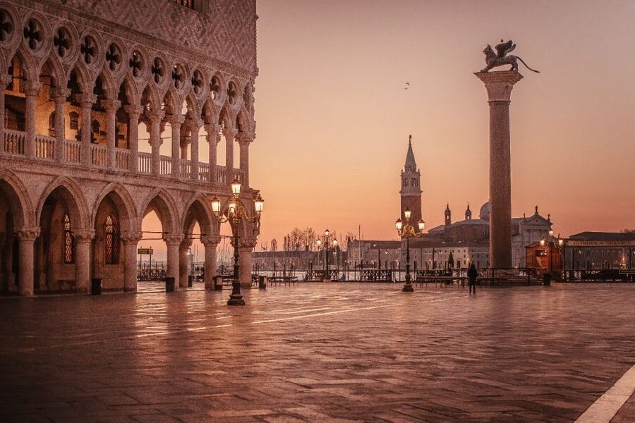 Early Morning Photo Tour and Breakfast in a Luxury Location - Key points to know before booking