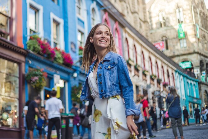 Edinburgh Old Town: Professional Photoshoot & Edited Photos - Why a photoshoot works well in Edinburgh Old Town