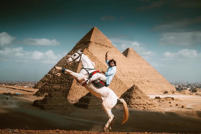 Egypt Luxury Photoshoot & Full Day Private Day Tour at Giza - Valley Temple of Khafre and the Great Sphinx