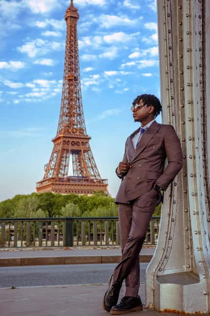 Eiffel Tower privat Photoshoot - What the one-hour Eiffel Tower session feels like
