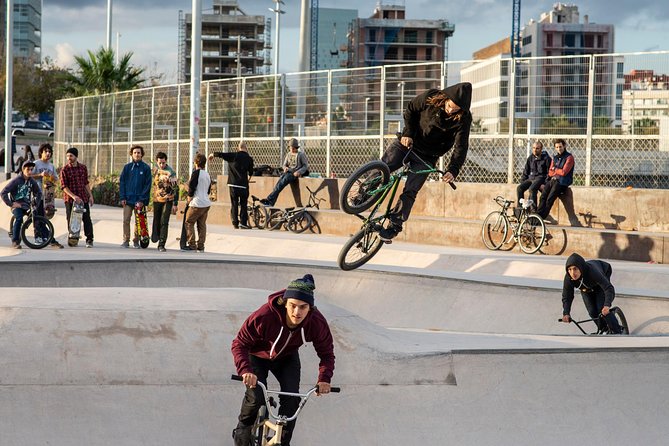 Elevate Your Photography - Barcelona Private Tour & Workshop - Pont del Bisbe and Sant Felip Neri