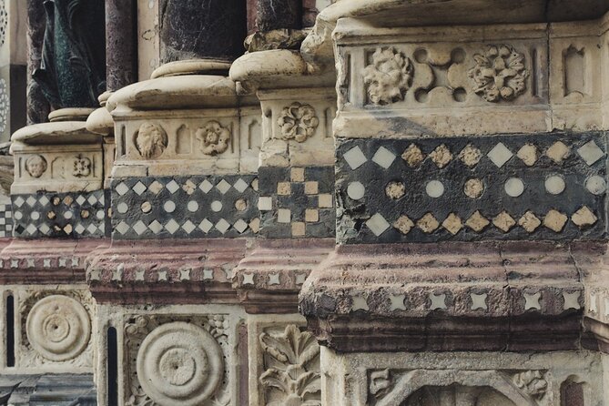 Essential Genoa Photo Tour - Starting at Piazza della Meridiana