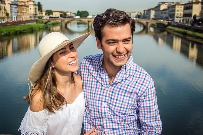 Exclusive Photo Shoot on Rooftops and Bridges of Florence - A private Florence photo session with a useful purpose