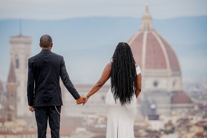 Exclusive Photoshoot in Florence with Top-Rated Photographer - The Duomo route requires an early start