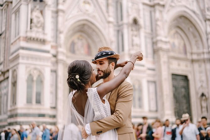 Exclusive Private Photoshoot in Florence - Stop four: Ponte Vecchio