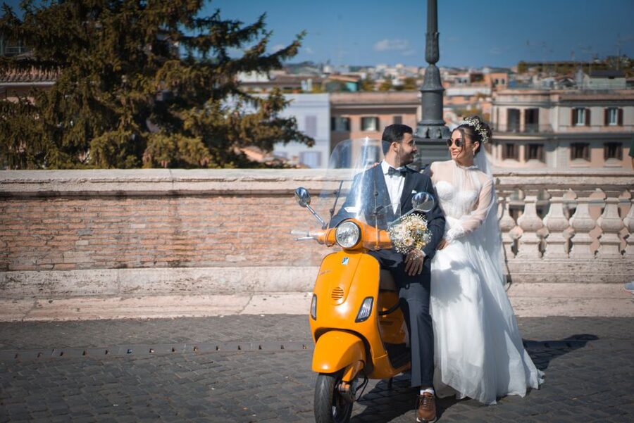 Exclusive Rome Vespa Tour with Professional Photographer - The vintage Vespa ride through Rome