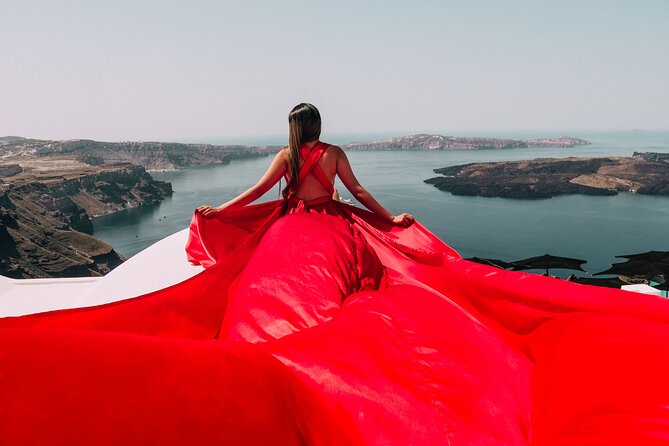 Exclusive Santorini Flying Dress Photoshoot with Pickup - What you receive after the session