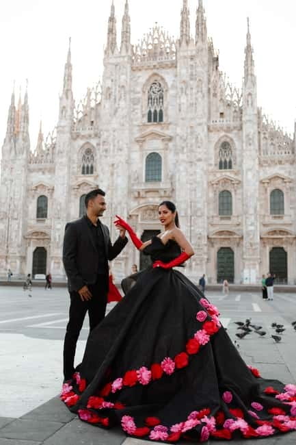 Fairytale Dress in the heart of Milan(Photographer separate) - Delivery, pickup, and longer rentals