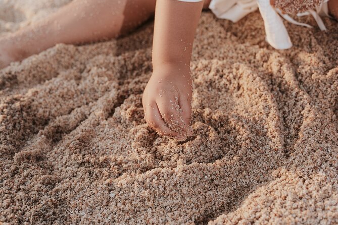 Family photo shoot on beach monuments - Planning Around Cabo’s Light and Location
