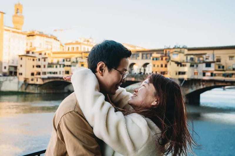 Florence: Classics Photoshoot with Ponte Vecchio Bridge - Choosing 30, 60, or 90 minutes