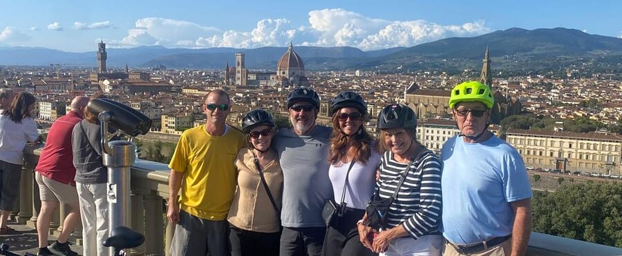Florence Premium E-Bike Tour + Photo Shoot and Tastings - The ride to Piazzale Michelangelo