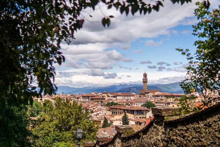 Florence: Private Photo Walking Tour - Photographing the Duomo with better control