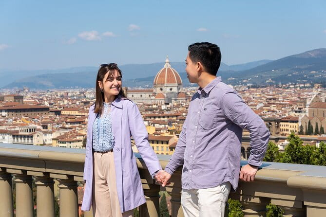 Florence tour with private shooting and photographer 2 hours - First stop: the Duomo, bell tower, and baptistery