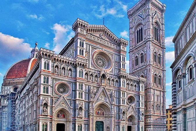 Florence tour with private shooting and photographer 2 hours - The return walk uses Florence’s fashion street