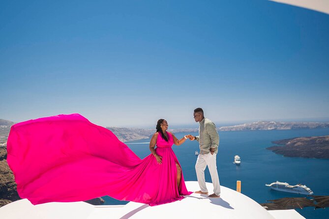 Flying Dress Photoshoot in Santorini - What the Santorini flying dress session is really like