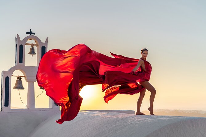 Flying Dress Photoshoot in Santorini by Flying Dress Photo © - Meeting in Imerovigli and getting ready
