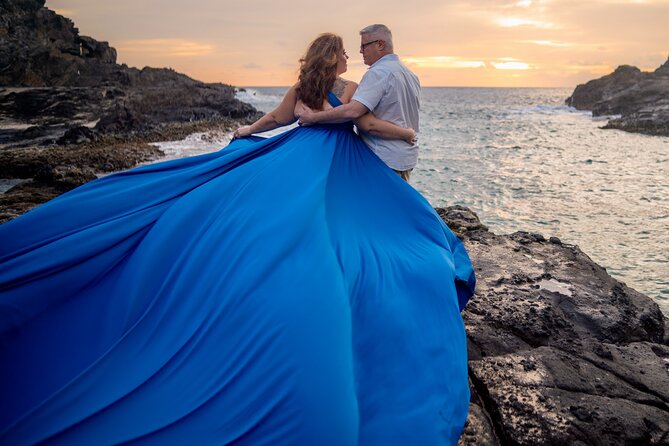 Flying Dress Photoshoot on Oahu - Choosing your color and putting on the gown