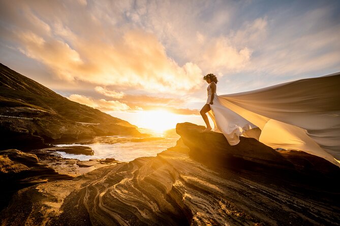 Flying Dress Photoshoot on Oahu - How the wind creates the flying effect