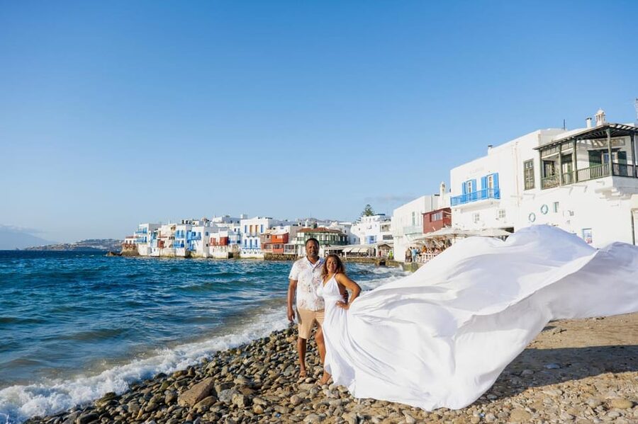 Flying Dress Photoshooting Mykonos - Who will enjoy this Mykonos experience