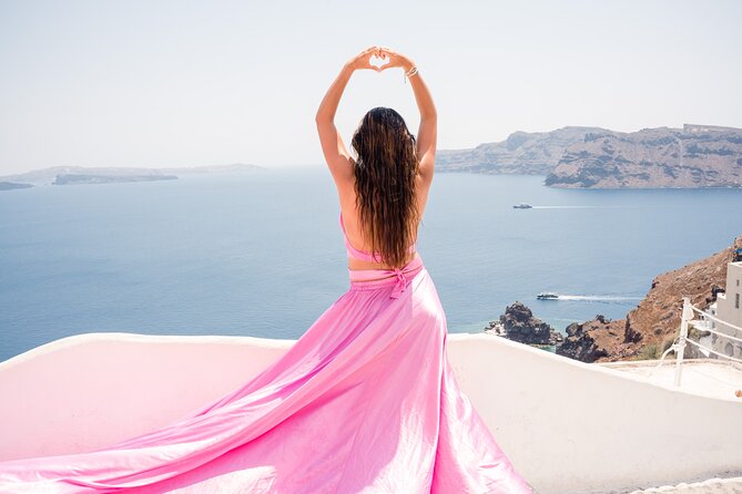Flying Dress Santorini Photoshoot - How the flying dress is made to move