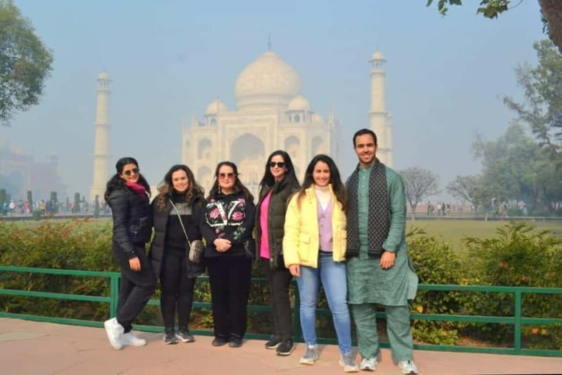 From Agra: Taj Mahal Guided Tour With Professional Photos - Why the Taj Mahal photo tour works well