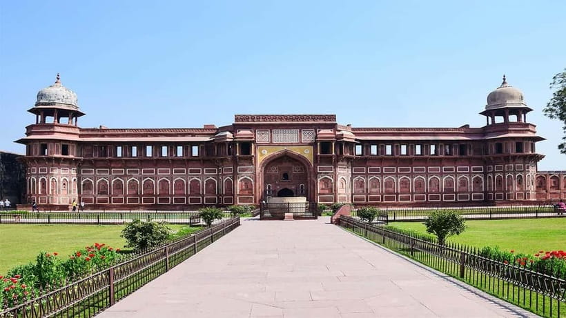 From Agra: Taj Mahal Guided Tour With Professional Photos - Should you add Agra Fort?