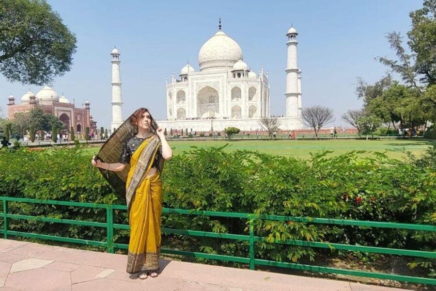 From Delhi: Taj Mahal Tour with Professional Photographer - Entering the Taj Mahal with a photographer