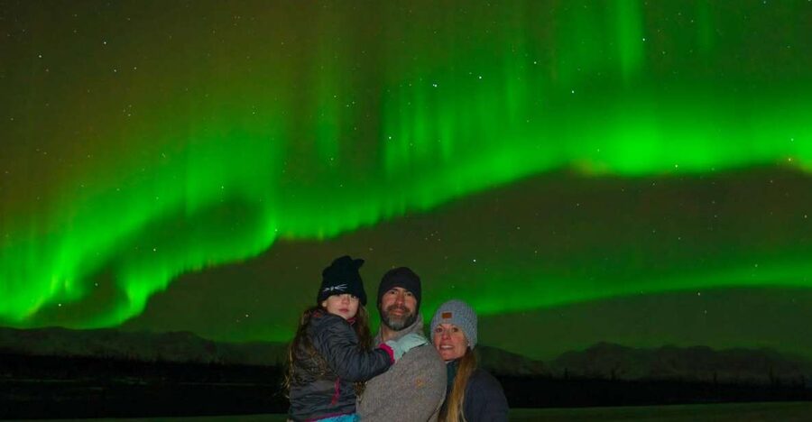 From Fairbanks: Northern Lights Aurora Tour with Photography - Pickup from Fairbanks and the long ride north