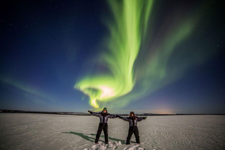 From Rovaniemi: Lakeside Aurora’s Paparazzi Photography - What the Three Hours Actually Include