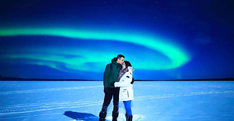 From Rovaniemi: Lakeside Aurora’s Paparazzi Photography - Is $128 a Fair Price?