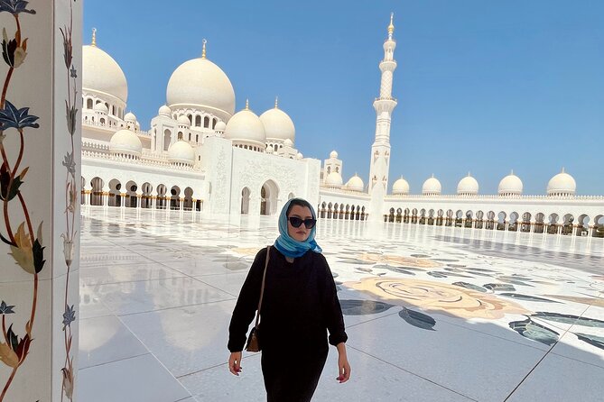 Full Day Abu Dhabi Tour with Complimentary Photography - Emirates Palace and Etihad Towers: photo stops with a purpose