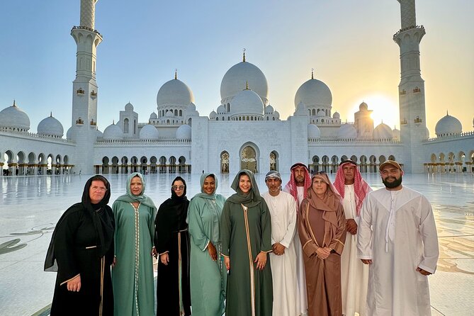 Full Day Abu Dhabi Tour with Complimentary Photography - Qasr Al Watan and the UAE’s public image