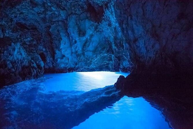 Full Day Kayaking and Snorkeling to Green Cave with GoPro photos - What the small group changes