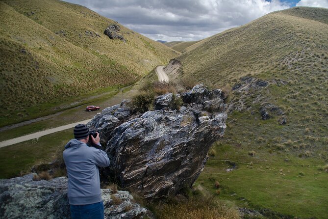 Full Day Queenstown & Southern Lakes Private Photography Tour - Heading east through Arrowtown and wine country