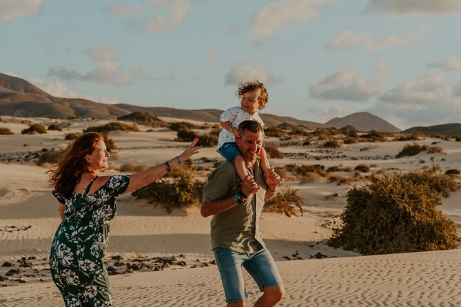 Fun and spontaneous family photoshoot - Corralejo Fuerteventura - What happens during the 35-minute session