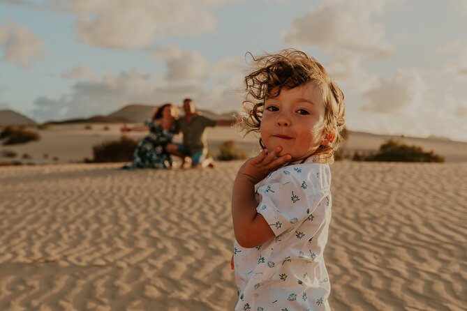 Fun and spontaneous family photoshoot - Corralejo Fuerteventura - How to make the most of your photographs