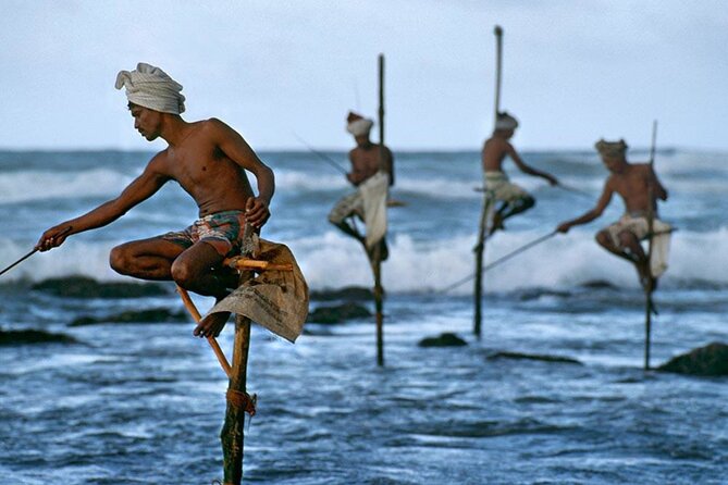 Galle Instagram Tour: Most Famous Spots (Private & All-Inclusive) - Guides, photography, and the human side