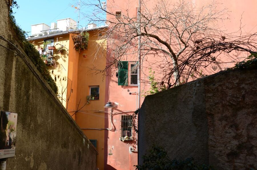 Genoa: Secret Corners Photography Tour and Traditional Snack - Is $135.94 a fair price?