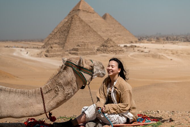 Giza Pyramids Photoshoot with Jumping Horse, Camel and Sphinx - Meeting the Great Sphinx in the final hour