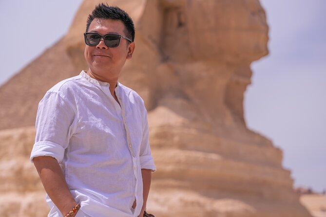 Giza pyramids with professional photography - A 20-minute camel ride for photographs