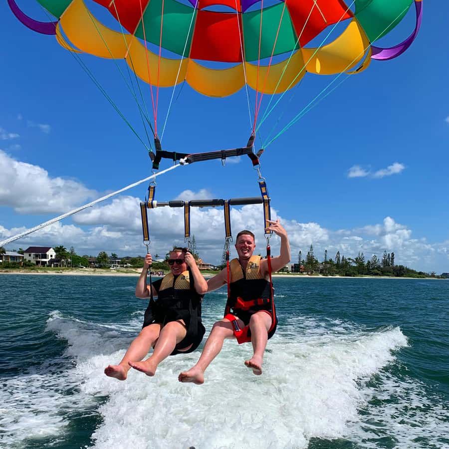 Gold Coast: Surfers Paradise Parasailing with Free Photos - The Main Event: About 10 Minutes Above the Broadwater