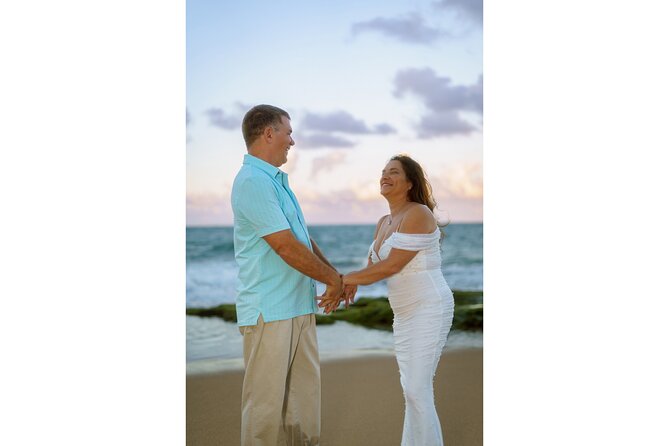 Golden Hour Beach Photo Shoot in San Juan - Phillis gives direction instead of leaving you to guess