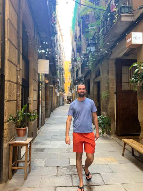 Guided tour of Barcelona in French (Old Town & Instagram spots) - Practical details that make the day easier