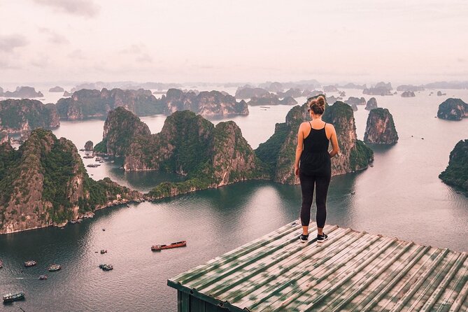 ️ Ha Long Bay Instagram Tour: Most Famous Spots (Private & All-Inclusive) - Inside Surprise Cave, Ha Long Bay’s showpiece