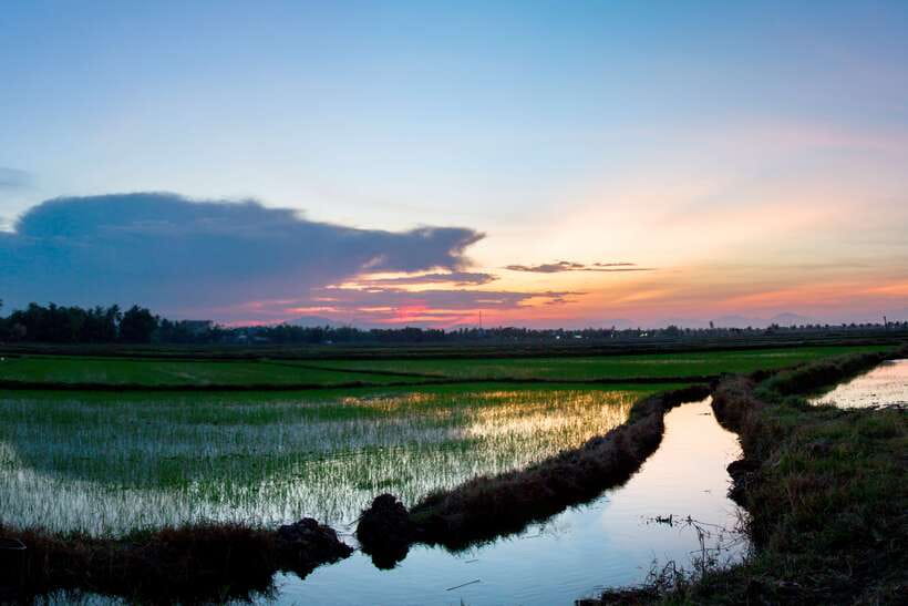 Half-day Hoi An Sunrise Or Sunset Photo Tour - Private or shared, the group choice matters
